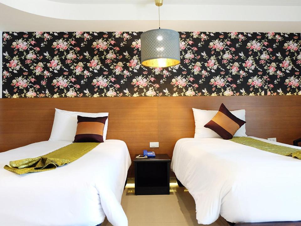 Grand Hill Resort And Spa Nakhon Sawan Exteriör bild
