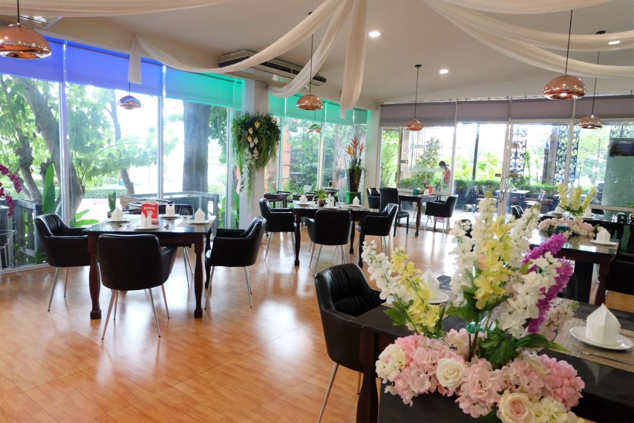 Grand Hill Resort And Spa Nakhon Sawan Exteriör bild
